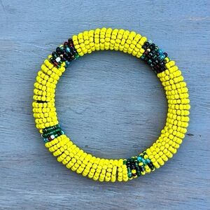 💥3/$10💥 Yellow Seed Bead Bangle Bracelet